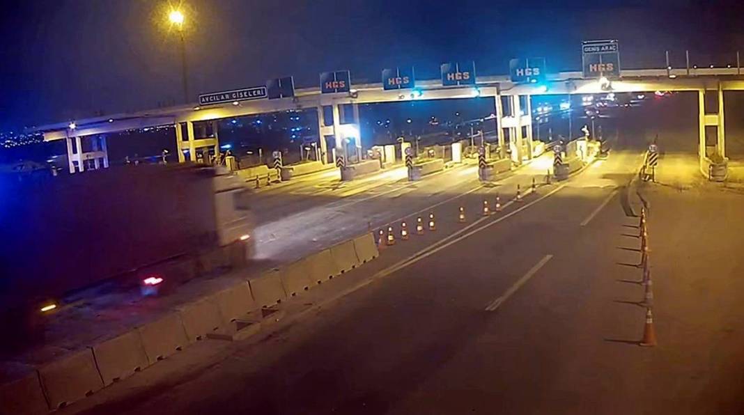 İstanbul'un o noktasında sürücüler artık ayağını gaz pedalından çekmeyecek! Resmen kaldırıldı 8